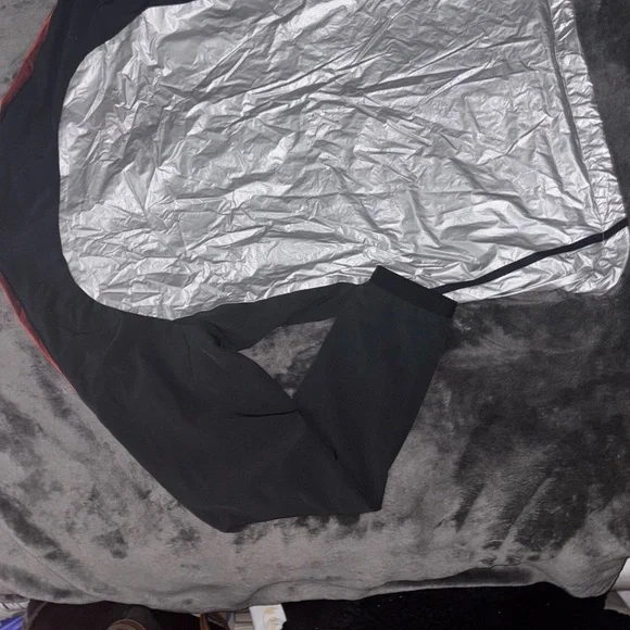 Nike Men's Black and Silver Windbreaker - Picture 4 of 7